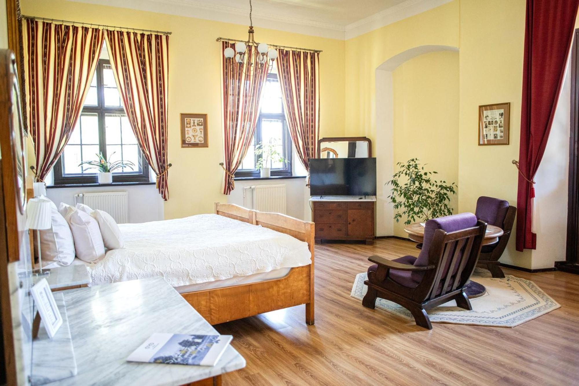 Palac Krobielowice Kąty Wrocławskie Exteriör bild