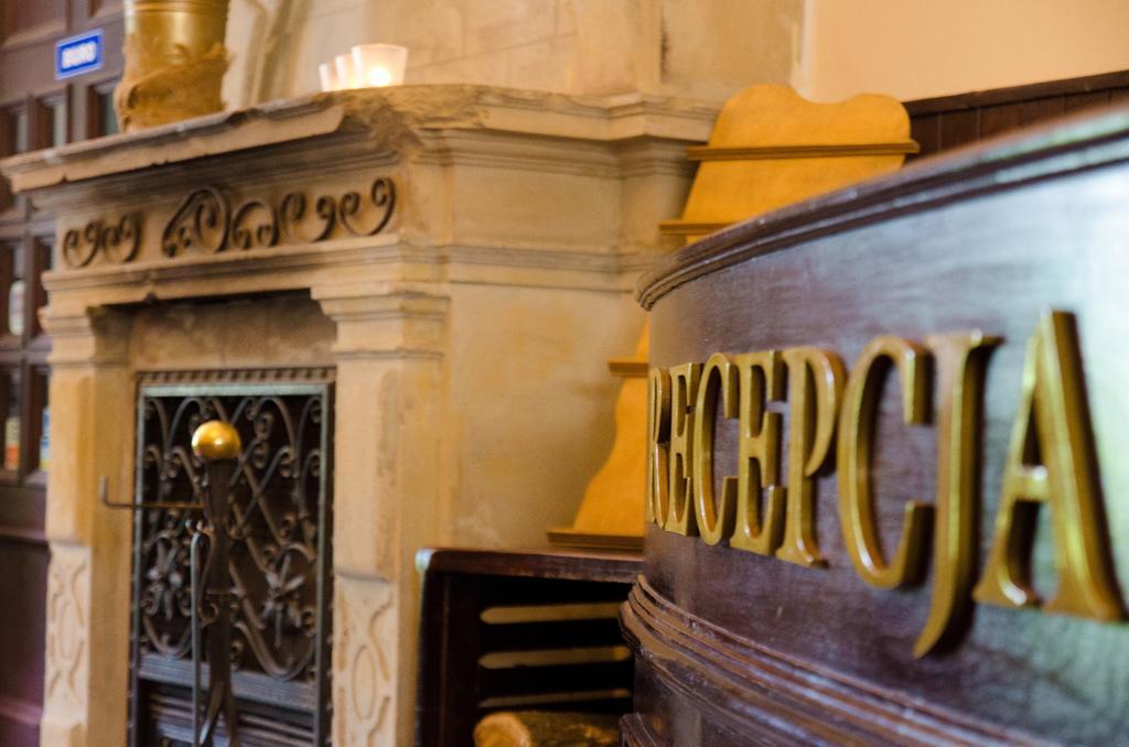 Palac Krobielowice Kąty Wrocławskie Exteriör bild