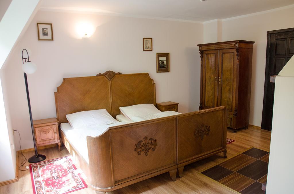 Palac Krobielowice Kąty Wrocławskie Exteriör bild
